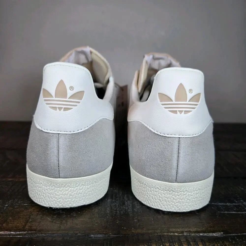 Adidas Gazelle Mens Size 13 Low Top Shoes Sneakers Gray White IG5796